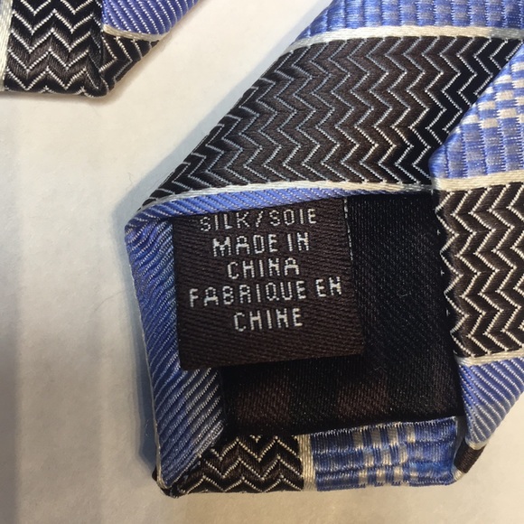 Black Brown 1826. Light blue with brown diagonal stripe tie. Like new. 100% silk - Picture 7 of 8
